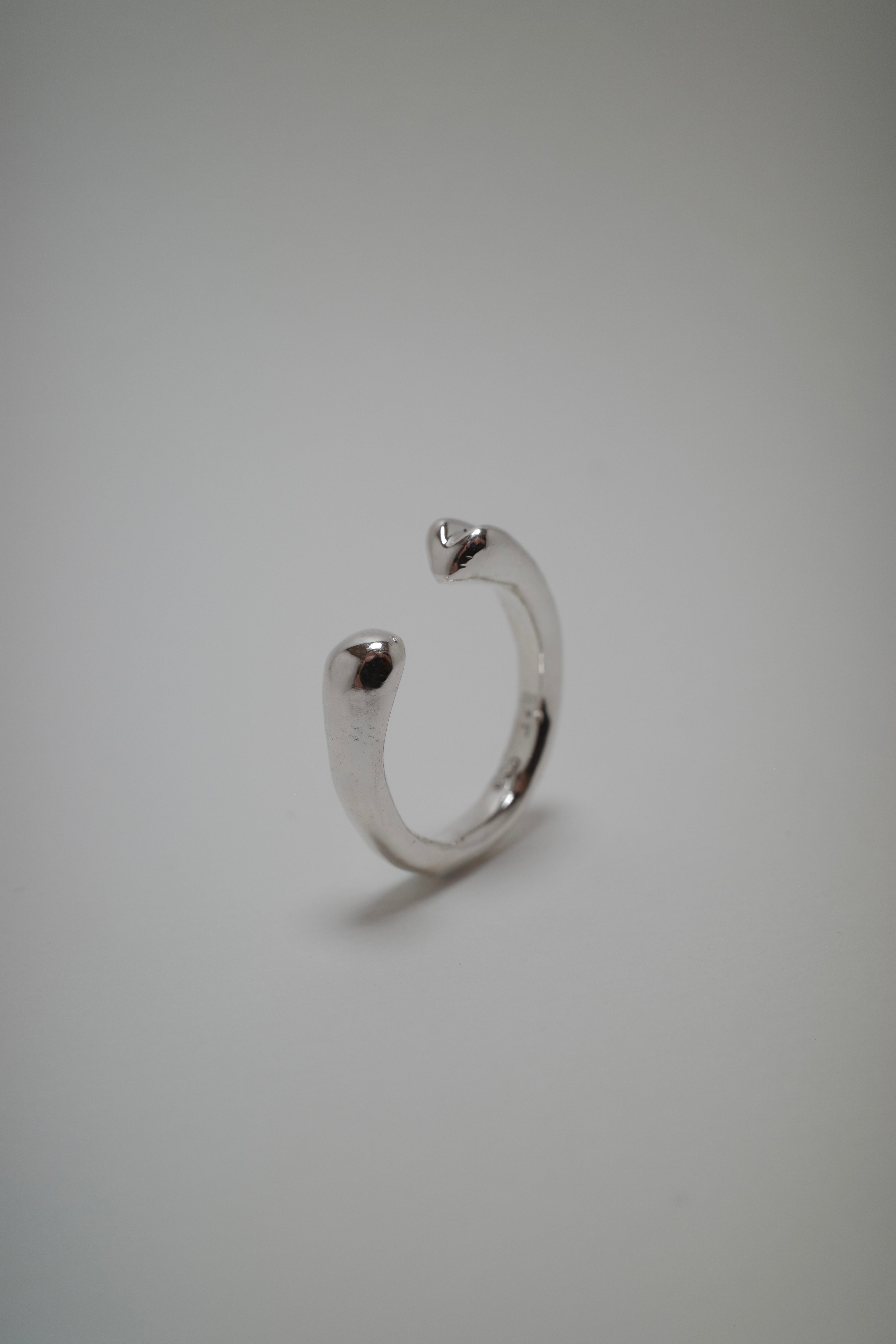 HH Ring