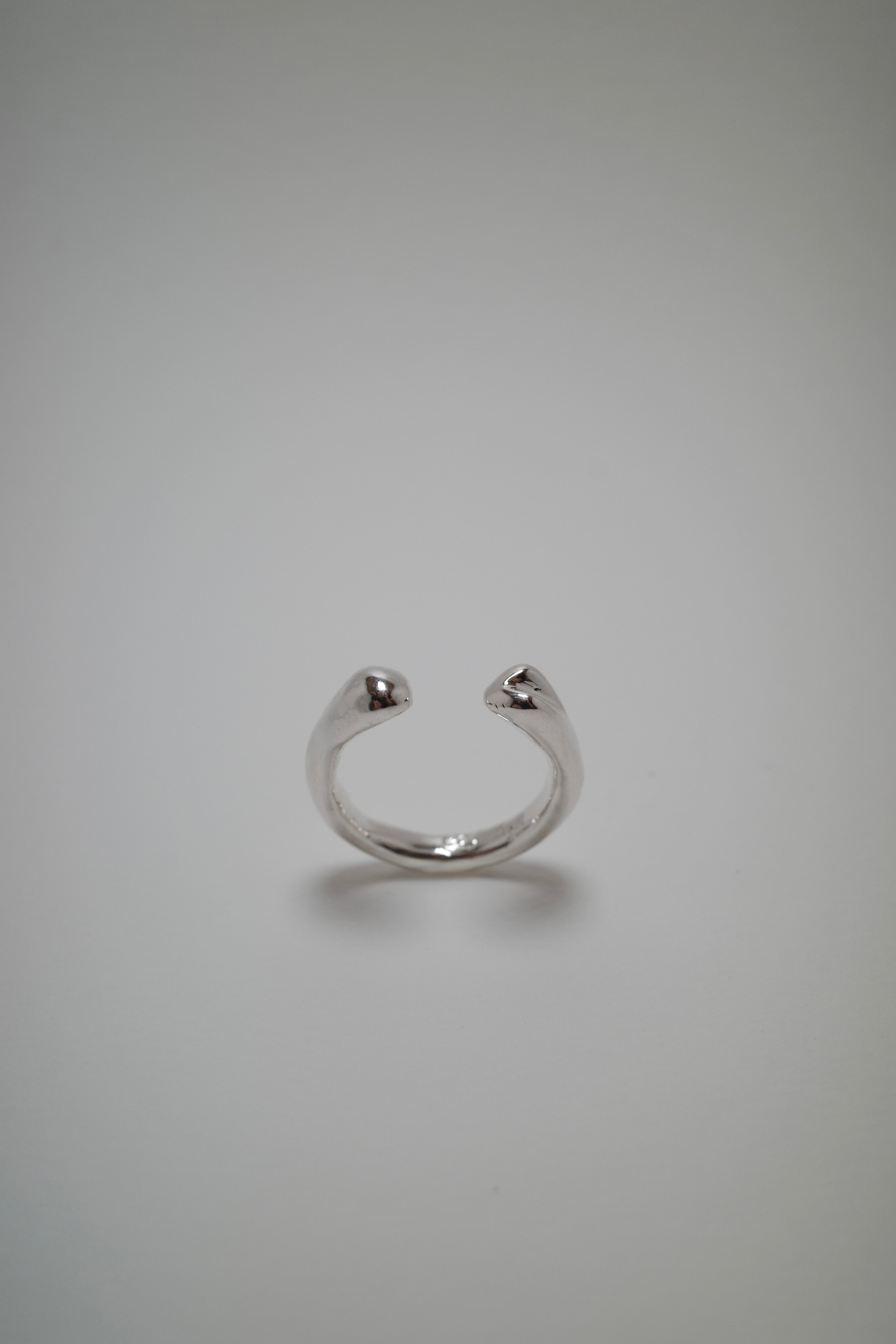 HH Ring