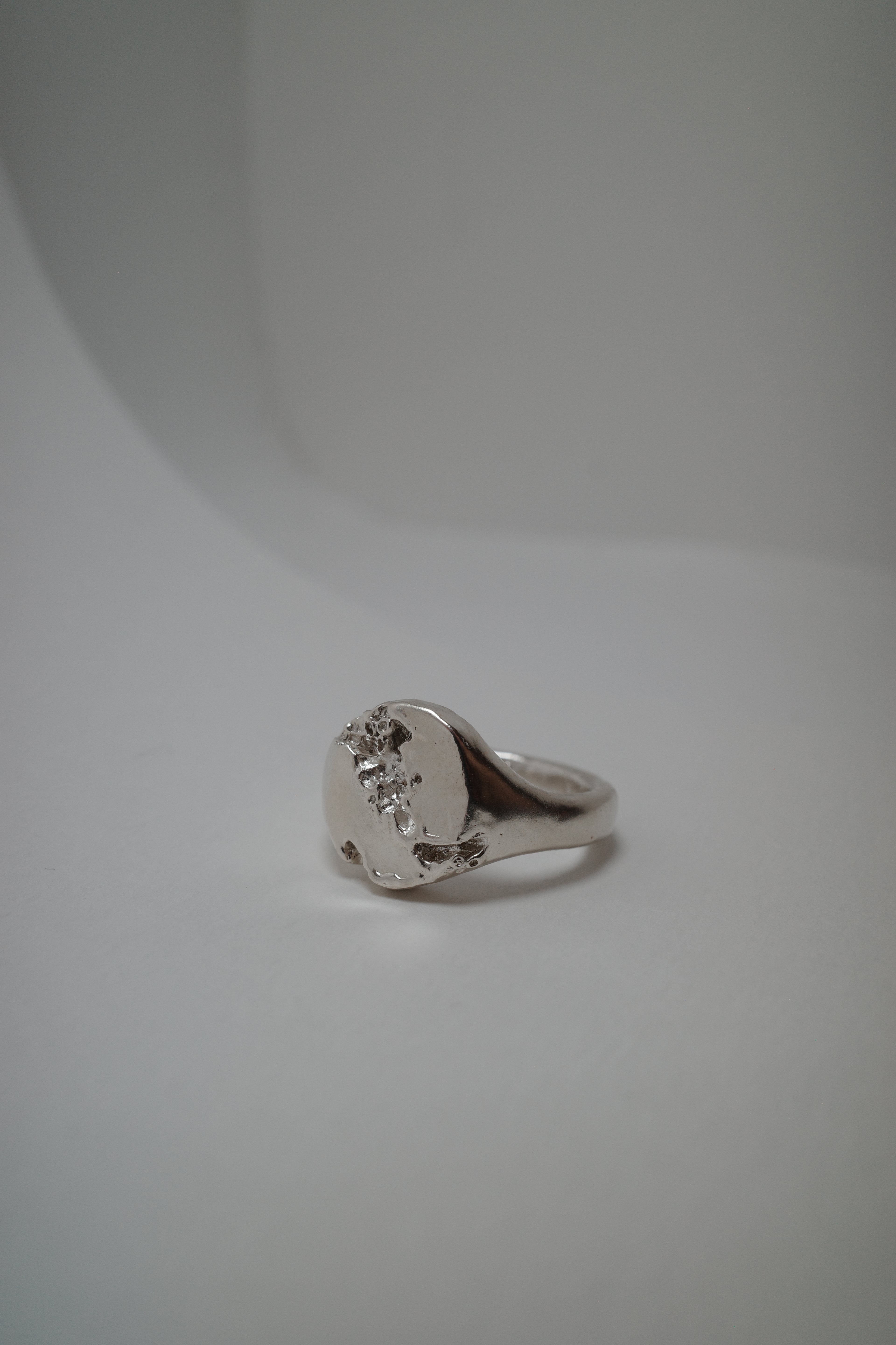 (MTO) Crack Signet Ring