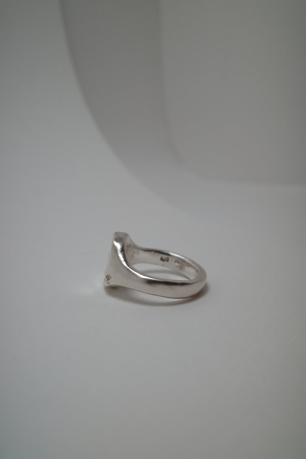 (MTO) Crack Signet Ring