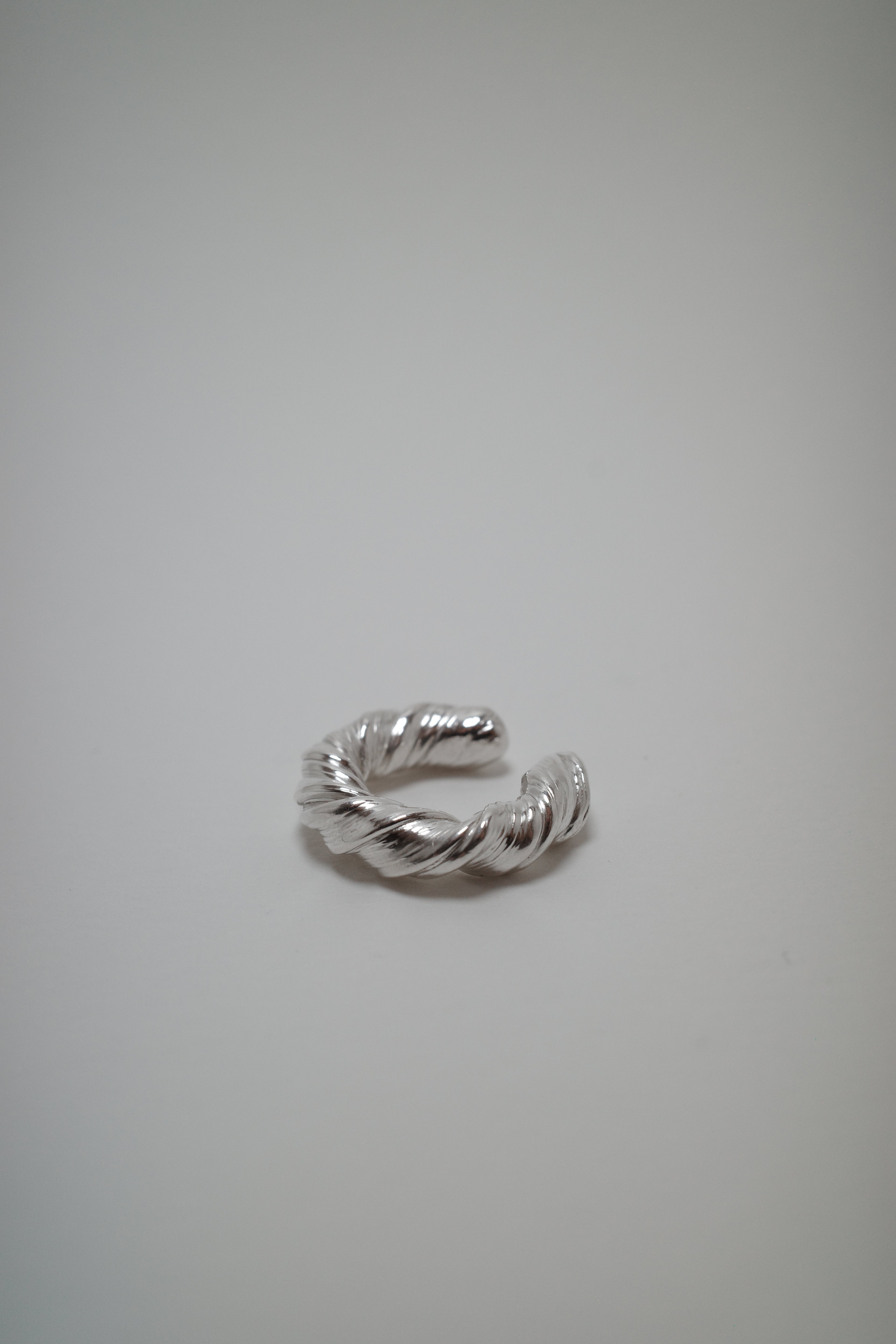 003 Ear cuffs