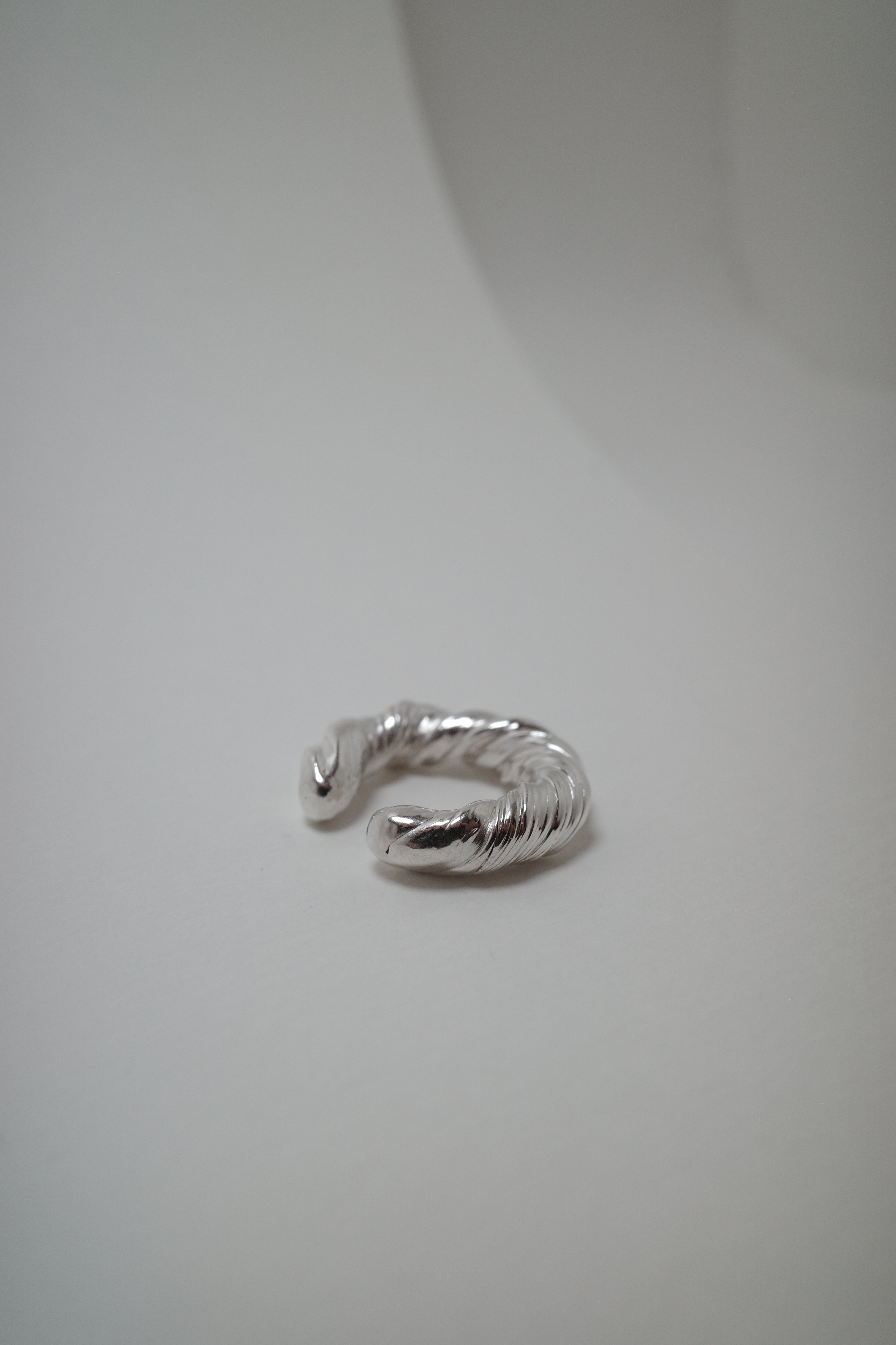 003 Ear cuffs