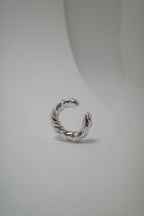 003 Ear cuffs