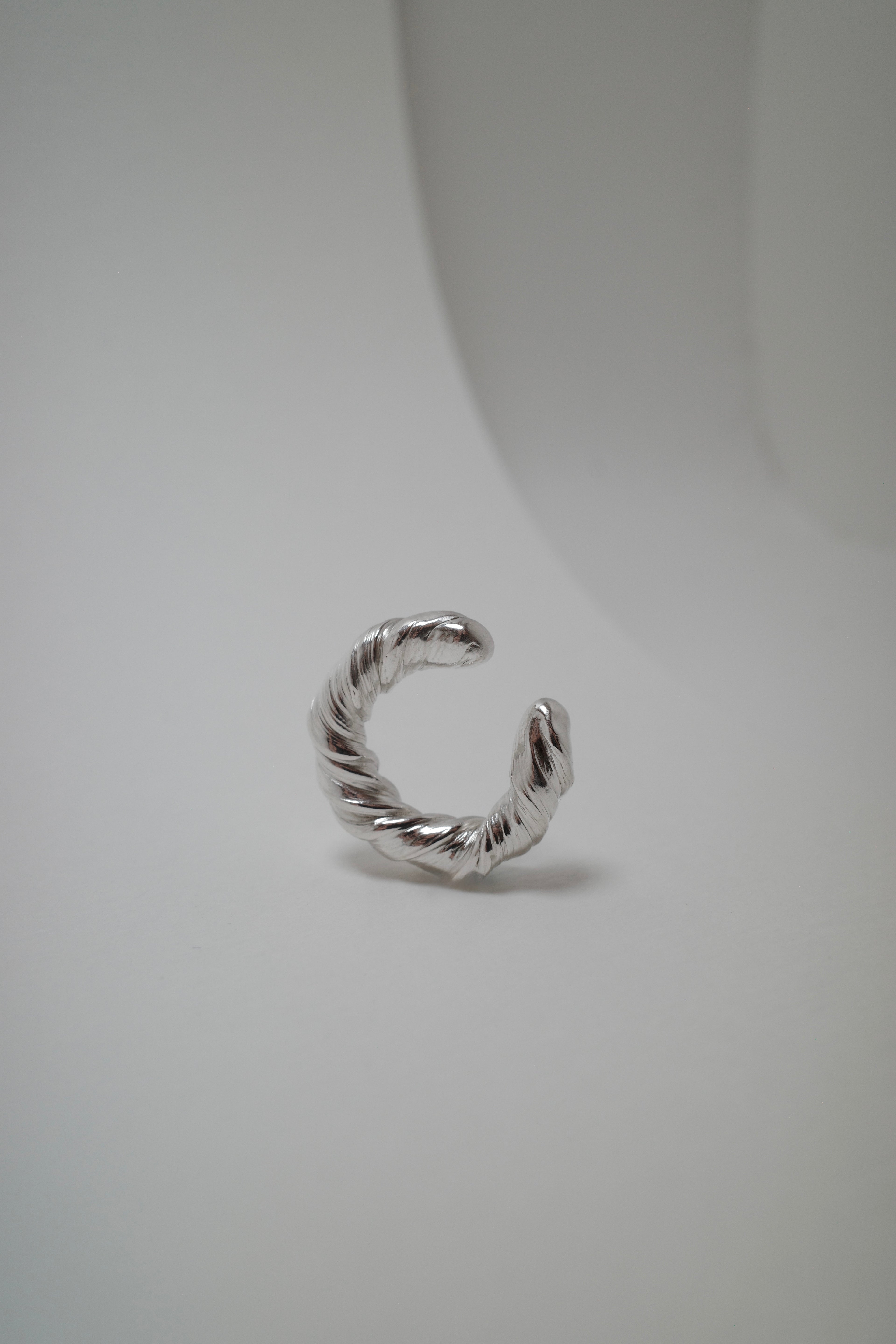 003 Ear cuffs